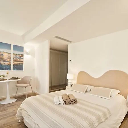 Apartment Residence-allard-saint-tropez